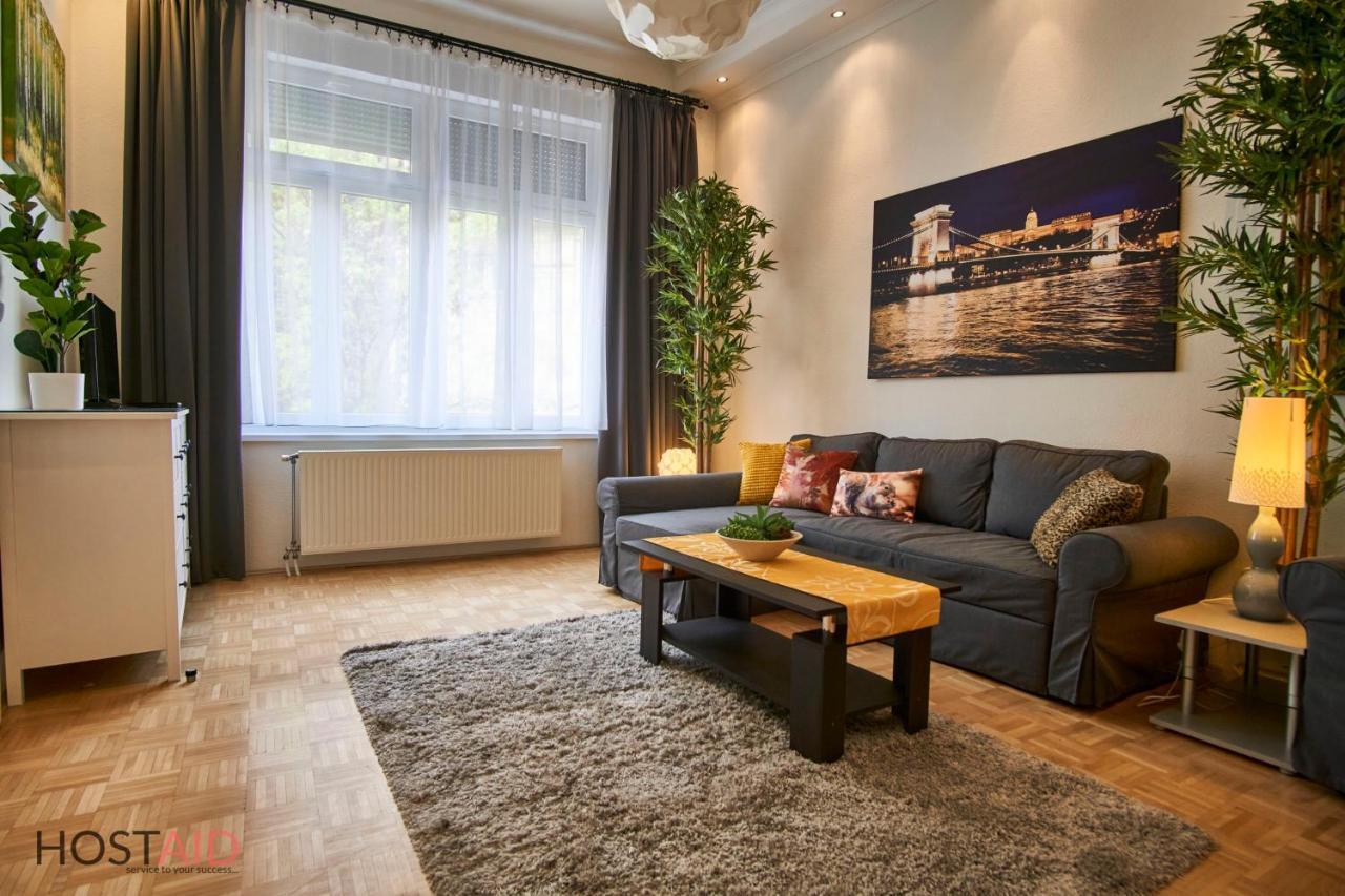 M52 Apartment - Hostaid Budapesta Exterior foto