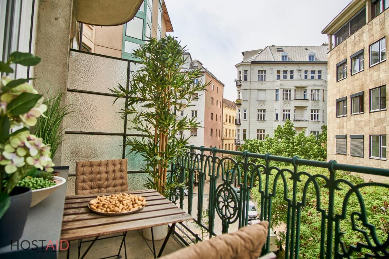 M52 Apartment - Hostaid Budapesta Exterior foto